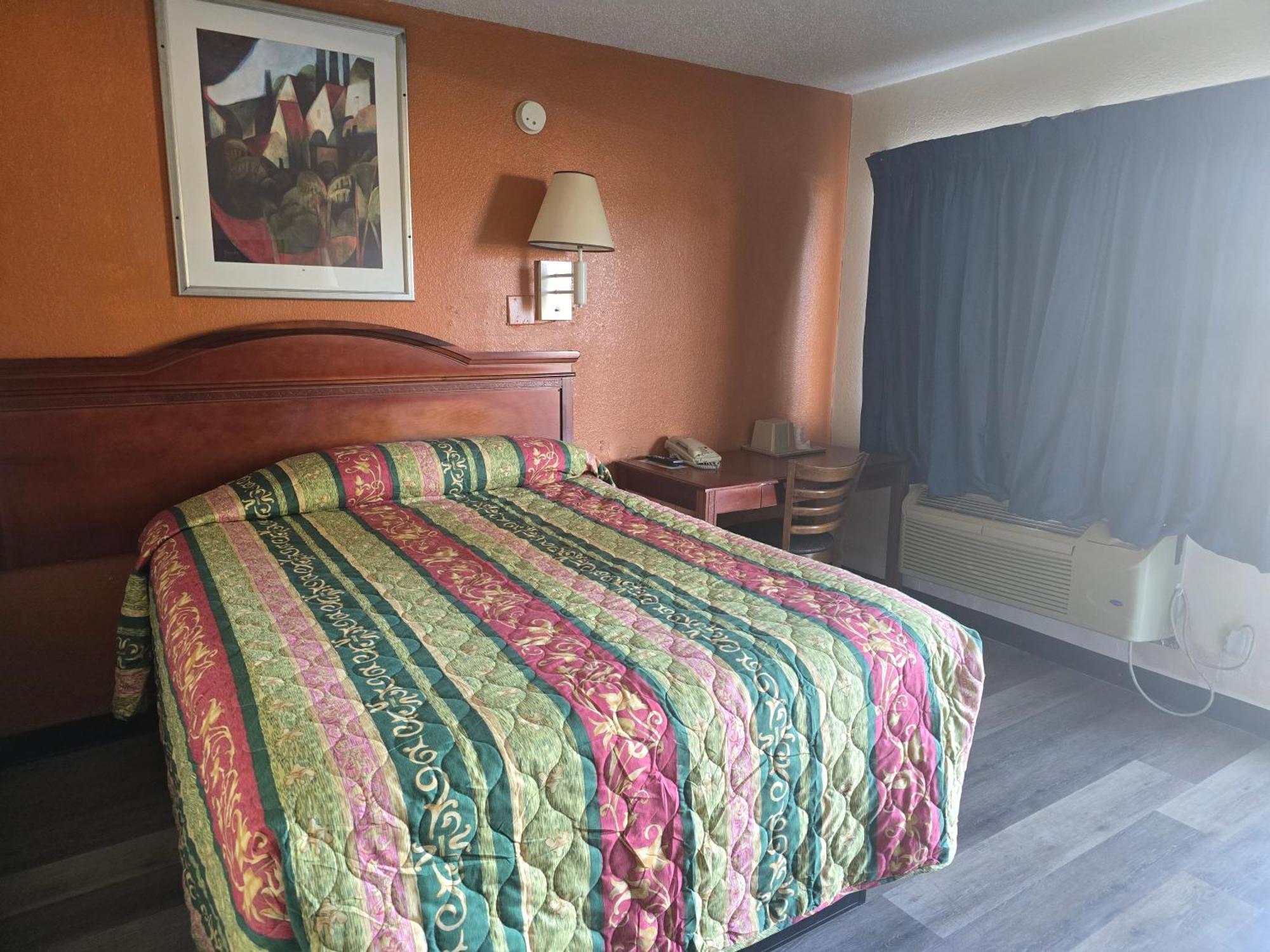 Carpet Inn ไอเพไลกา ภายนอก รูปภาพ