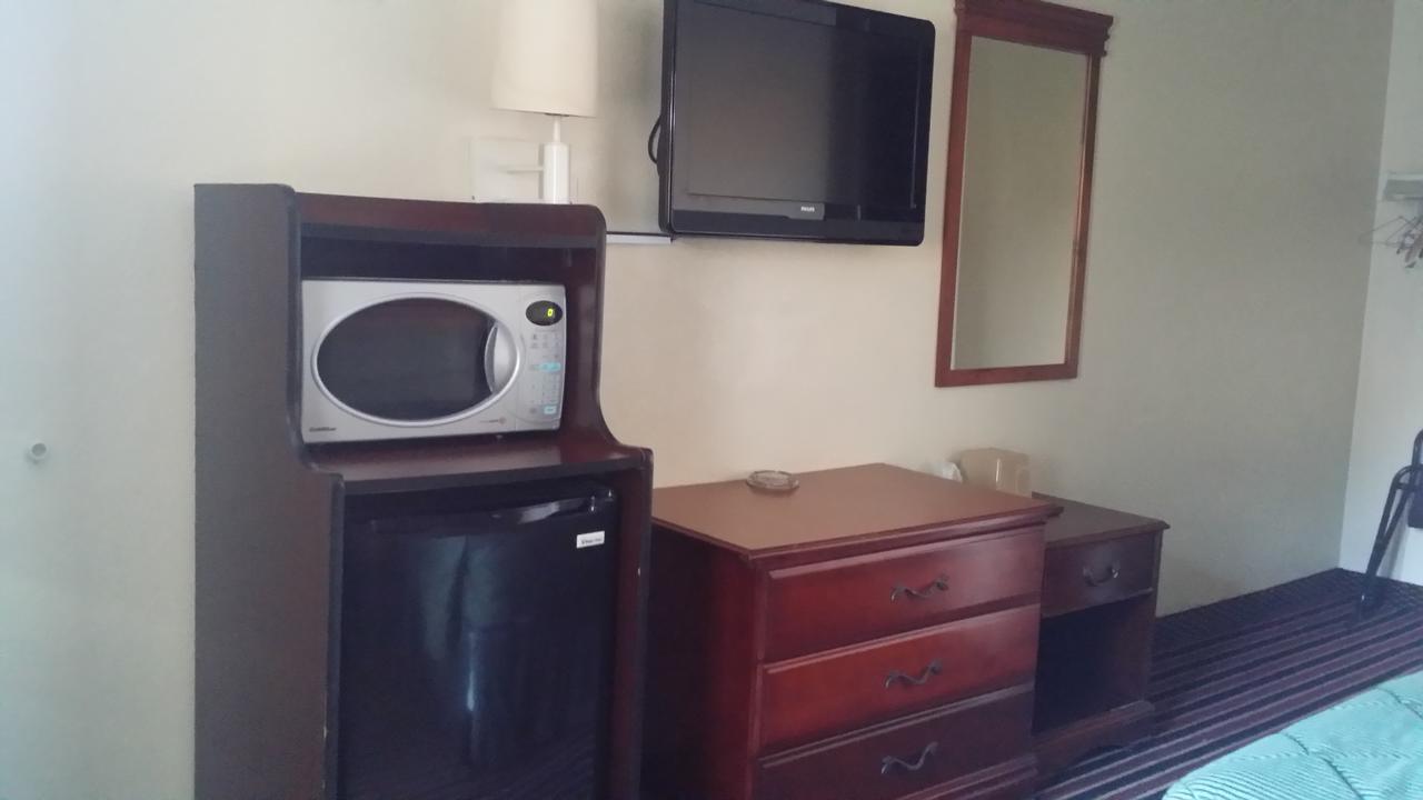 Carpet Inn ไอเพไลกา ภายนอก รูปภาพ